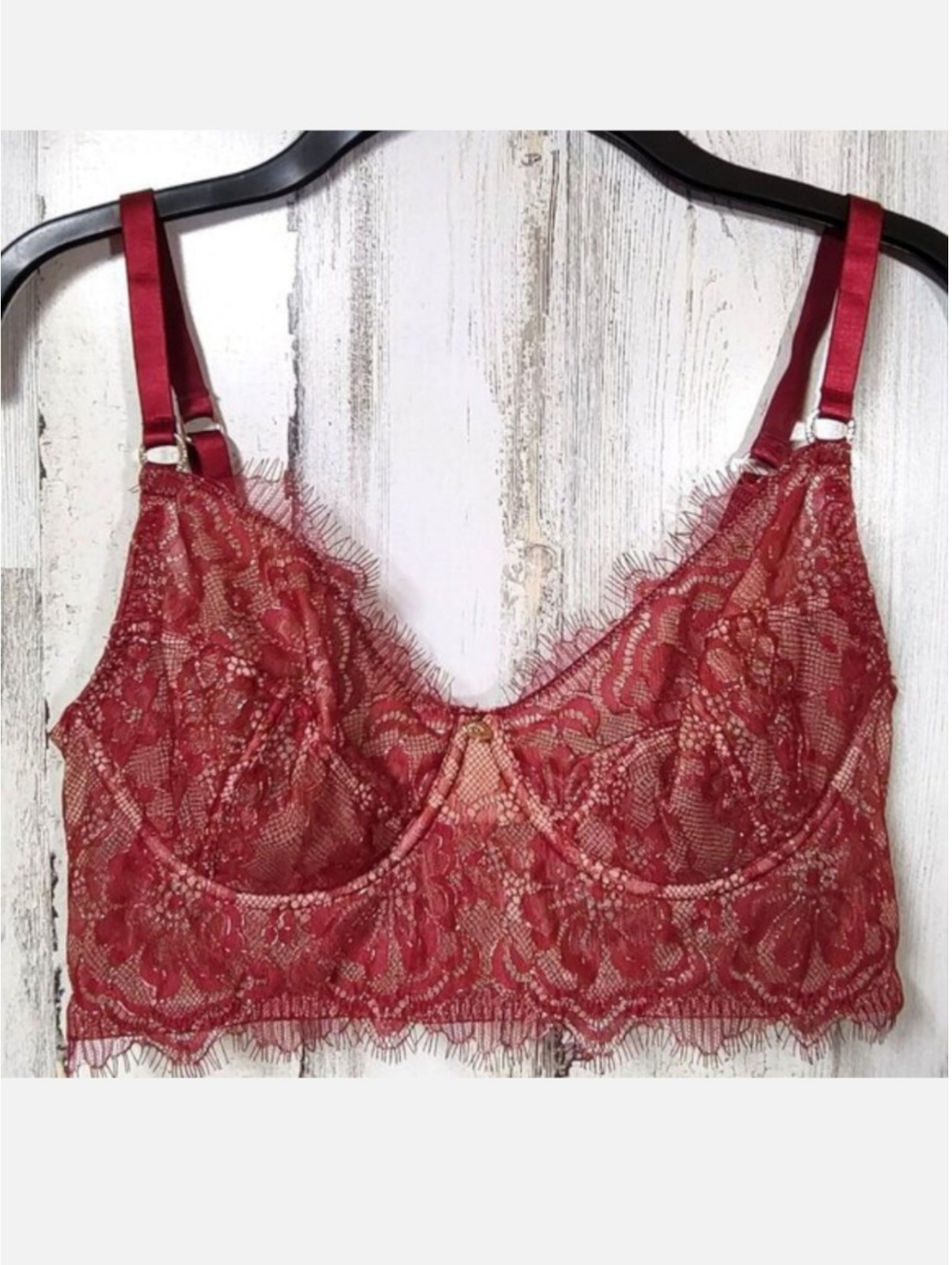 Sofia Intimates by Sofia Vergara Red Eyelash Floral Lace Bra Underwired 36C